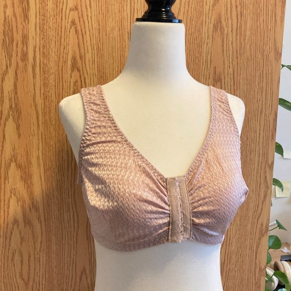 VINTAGE STYLE BRA - SIZE 38 - SILK SATINY FABRIC - Picture 9 of 9